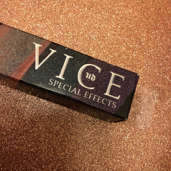 VICE by Urban Decay Lip Topcoat - Picture 6 of 8